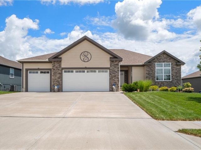 2207  Foxtail Drive, Kearney, MO 64060 | MLS#2496462