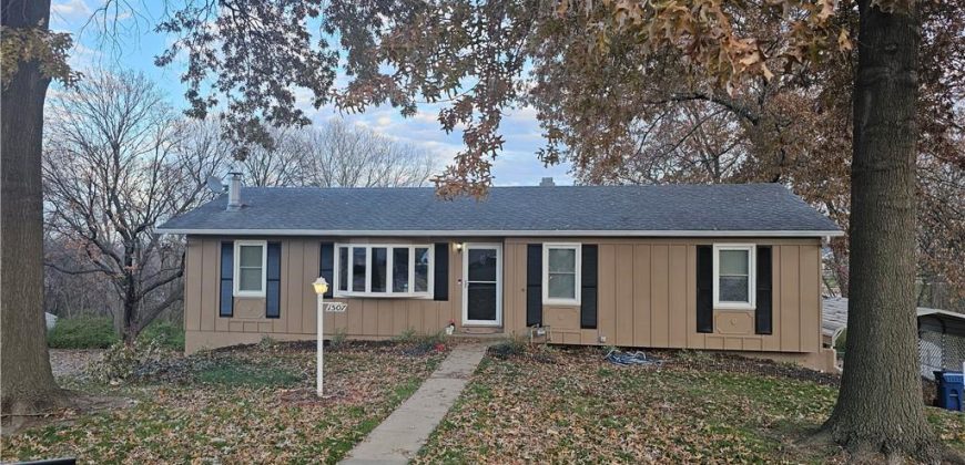 1507  Lake Road, Liberty, MO 64068 | MLS#2521280