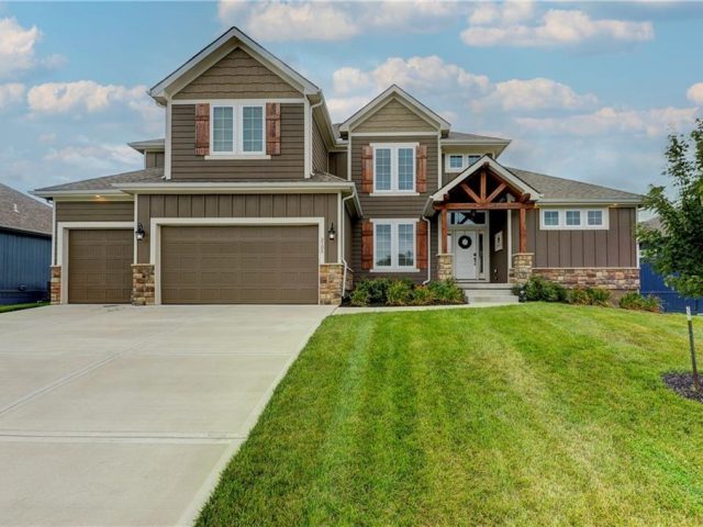 2105  Foxtail Drive, Kearney, MO 64060 | MLS#2492694