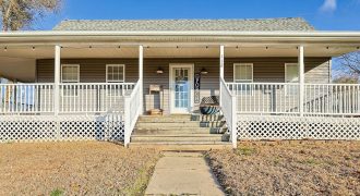 112 E 2nd Street, Dearborn, MO 64439 | MLS#2521515