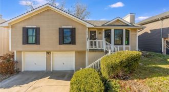 1863  Claywoods Parkway, Liberty, MO 64068 | MLS#2521965