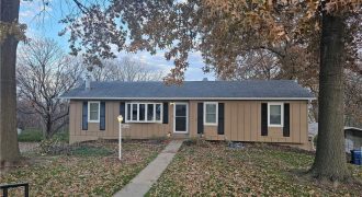 1507  Lake Road, Liberty, MO 64068 | MLS#2521280