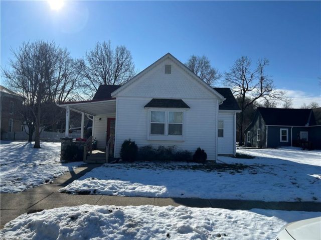 207 W Meadow Street, Smithville, MO 64089 | MLS#2526386