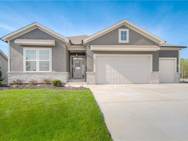 5123 NW Montebella Drive, Riverside, MO 64150 | MLS#2482443