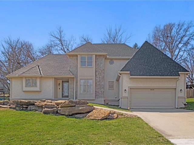 926  Blueberry Lane, Liberty, MO 64068 | MLS#2521901