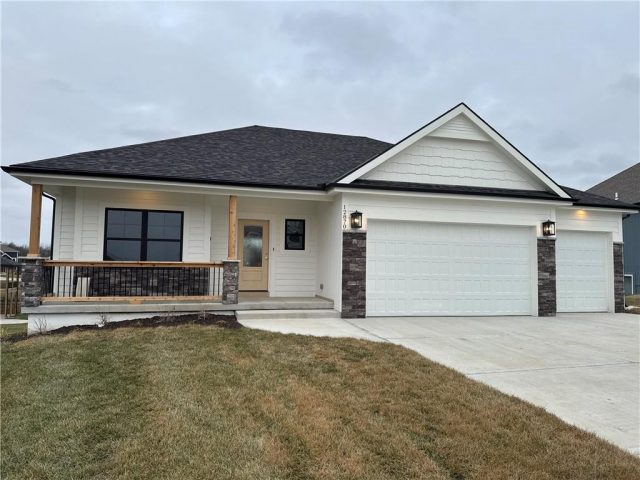 12870 N Champanel Way, Platte City, MO 64079 | MLS#2500826