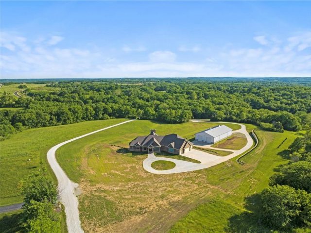 Homes for Sale in Platte City, MO 64079 | 18405  371 Highway