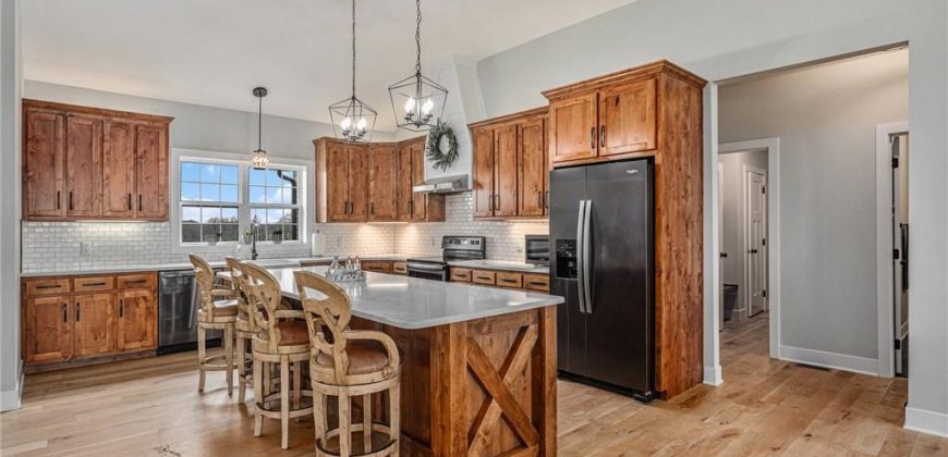 Homes for Sale in Smithville, MO 64089 | 300 NE 144th Street