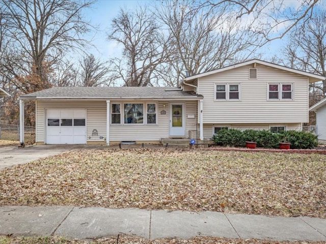 Homes for Sale in Kansas City, MO 64119 | 4207 NE 50th Street