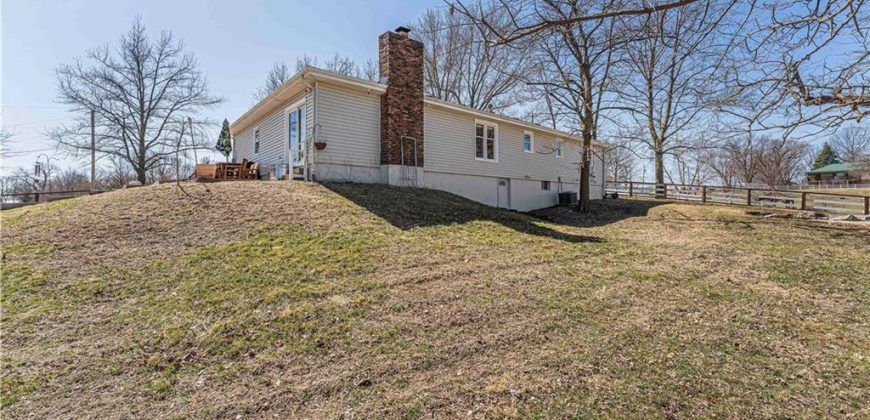 Homes for Sale in County/Other, MO 64152 | 12044 NW Crooked Road