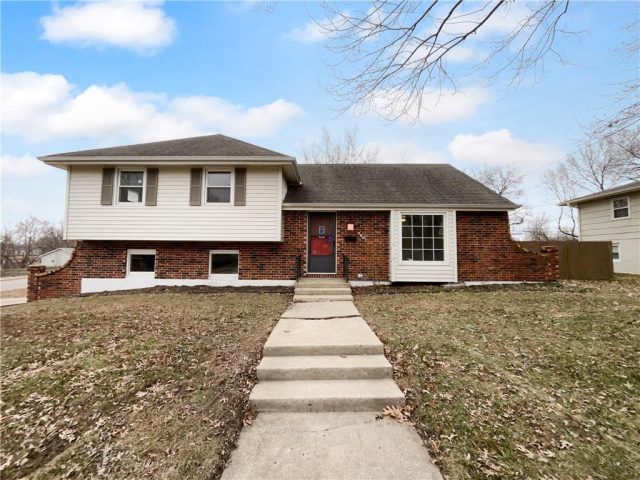 Homes for Sale in Kansas City, MO 64119 | 2807  67th Terrace