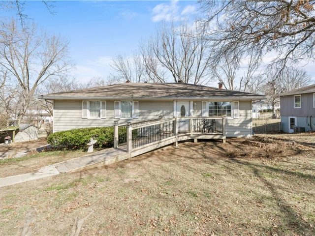 Homes for Sale in Kansas City, MO 64154 | 2616 NW 85th Terrace