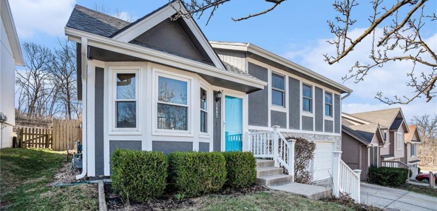 Homes for Sale in Kansas City, MO 64118 | 1607 NW 62nd Terrace