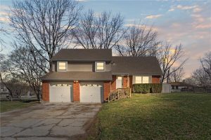 400-NE-112th-Terrace-mls-2536139-image-1