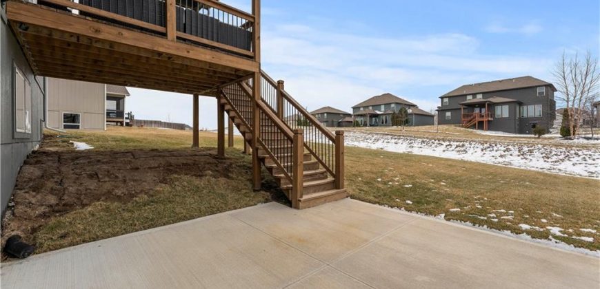 Homes for Sale in Kansas City, MO 64157 | 8015 NE 102nd Street