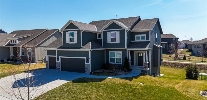Homes for Sale in Kansas City, MO 64157 | 8015 NE 102nd Street