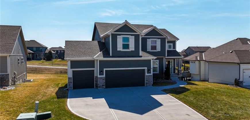 Homes for Sale in Kansas City, MO 64157 | 8015 NE 102nd Street