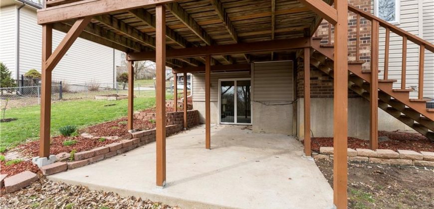 Homes for Sale in Liberty, MO 64068 | 701  Cosby Street