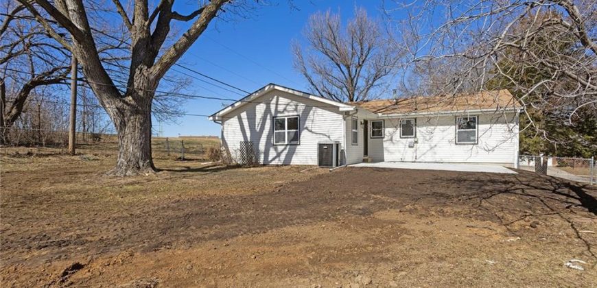 Homes for Sale in Liberty, MO 64068 | 1504  Thompson Avenue