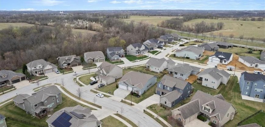Homes for Sale in Kansas City, MO 64158 | 8100 N Tullis Avenue