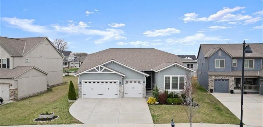 Homes for Sale in Kansas City, MO 64158 | 8100 N Tullis Avenue