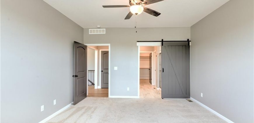 Homes for Sale in Kansas City, MO 64154 | 9702 N Amoret Avenue