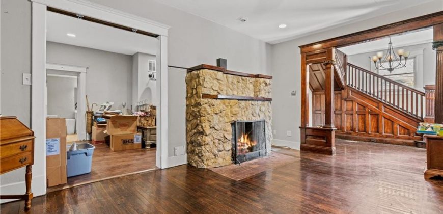 Homes for Sale in Excelsior Springs, MO 64024 | 214  Cliff Drive