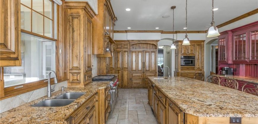 Homes for Sale in Parkville, MO 64152 | 6436 N National Drive