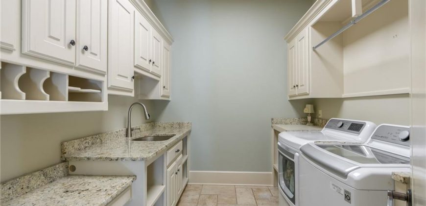 Homes for Sale in Parkville, MO 64152 | 6436 N National Drive