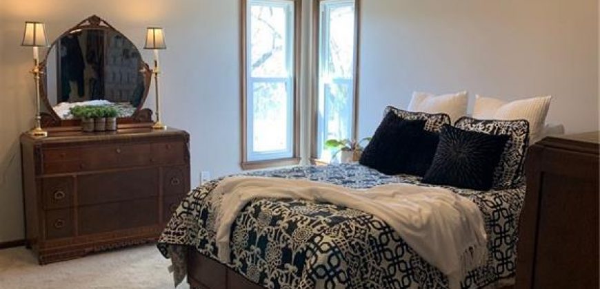 Homes for Sale in Kansas City, MO 64118 | 6524 N Jefferson Street