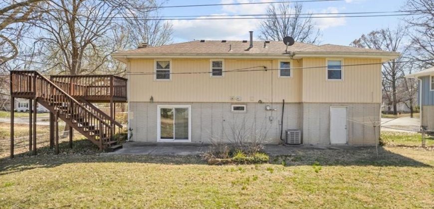 Homes for Sale in Kansas City, MO 64119 | 3204 NE 53rd Street