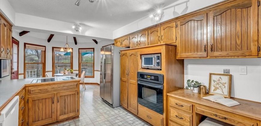 Homes for Sale in Weatherby Lake, MO 64152 | 9202 NW 76th Terrace