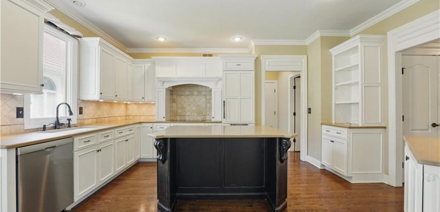 Homes for Sale in Kansas City, MO 64116 | 4602 N Holly Court