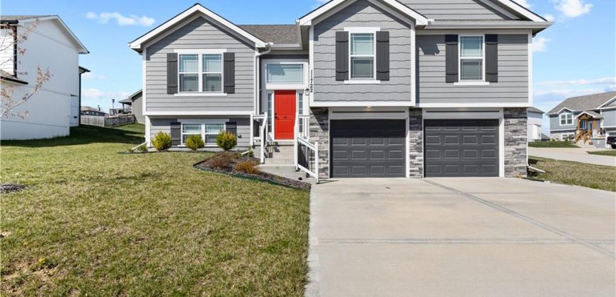 Homes for Sale in Kansas City, MO 64157 | 11722 N WINDSOR Avenue