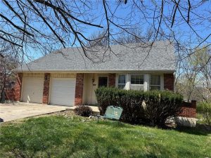7412-N-Strathbury-Avenue-mls-2531307-image-1