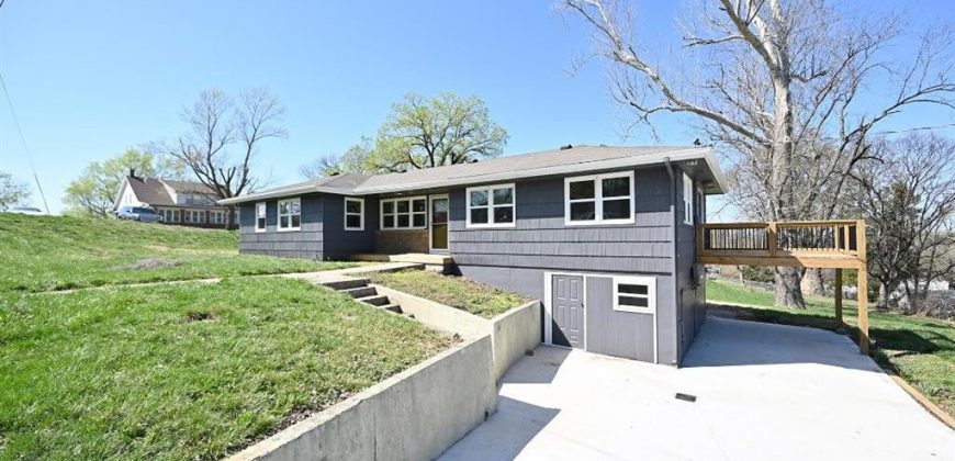 Homes for Sale in Platte City, MO 64079 | 122  ALMOND Street