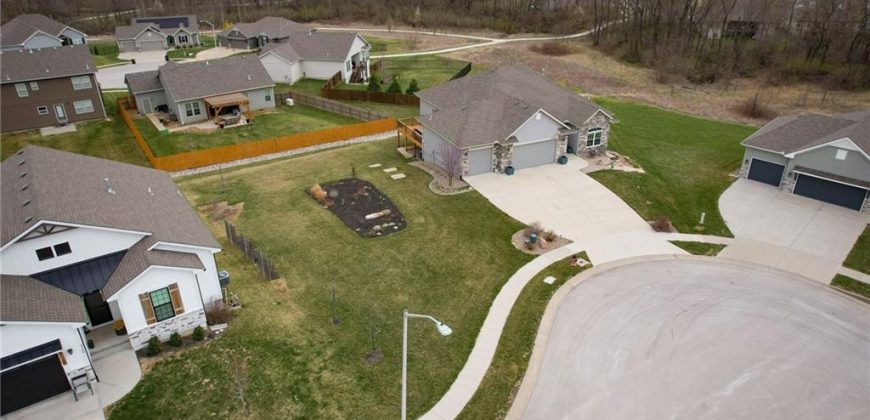 Homes for Sale in Kansas City, MO 64154 | 3718 NW 96th Court
