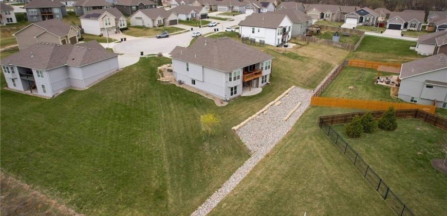 Homes for Sale in Kansas City, MO 64154 | 3718 NW 96th Court
