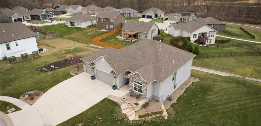Homes for Sale in Kansas City, MO 64154 | 3718 NW 96th Court