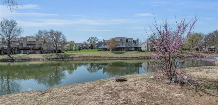 Homes for Sale in Kansas City, MO 64151 | 8218 NW Bradford Court