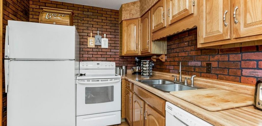 Homes for Sale in Liberty, MO 64068 | 1221  Owen Drive
