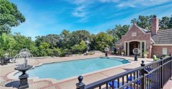 Homes for Sale in Parkville, MO 64152 | 6001  Julian Drive