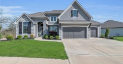 Homes for Sale in Parkville, MO 64152 | 13559  Terrace Park Drive