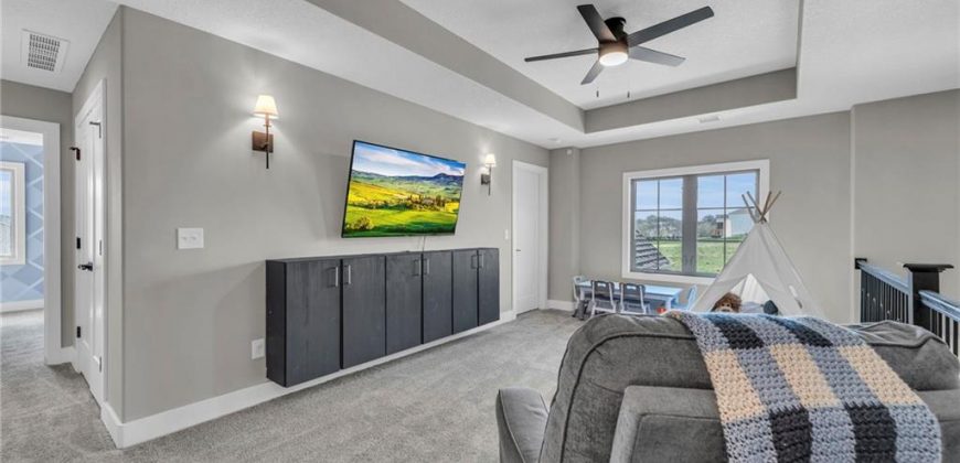 Homes for Sale in Parkville, MO 64152 | 13559  Terrace Park Drive