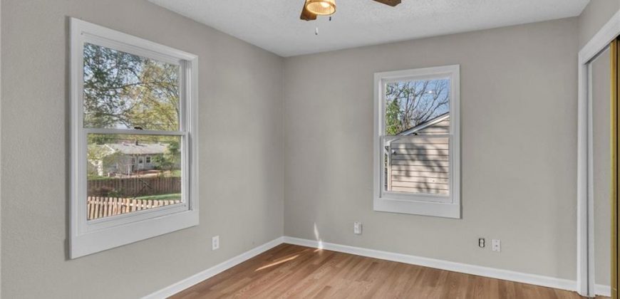 Homes for Sale in Gladstone, MO 64118 | 2411 NE 60th Street