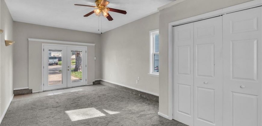 Homes for Sale in Gladstone, MO 64118 | 2411 NE 60th Street