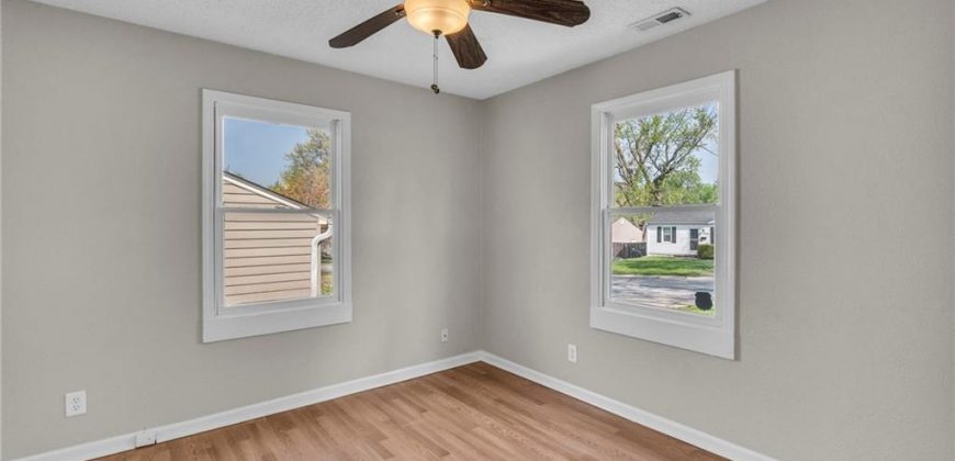 Homes for Sale in Gladstone, MO 64118 | 2411 NE 60th Street
