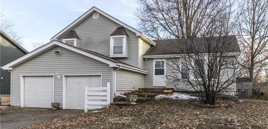 Homes for Sale in Parkville, MO 64152 | 8419 NW 68th Street