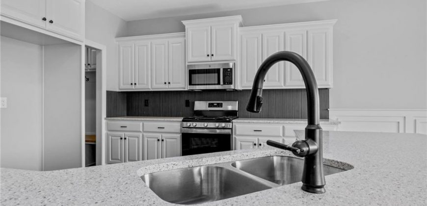 Homes for Sale in Excelsior Springs, MO 64024 | 2407  Merlot Place