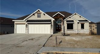 Homes for Sale in Parkville, MO 64152 | 13511  Terrace Park Drive